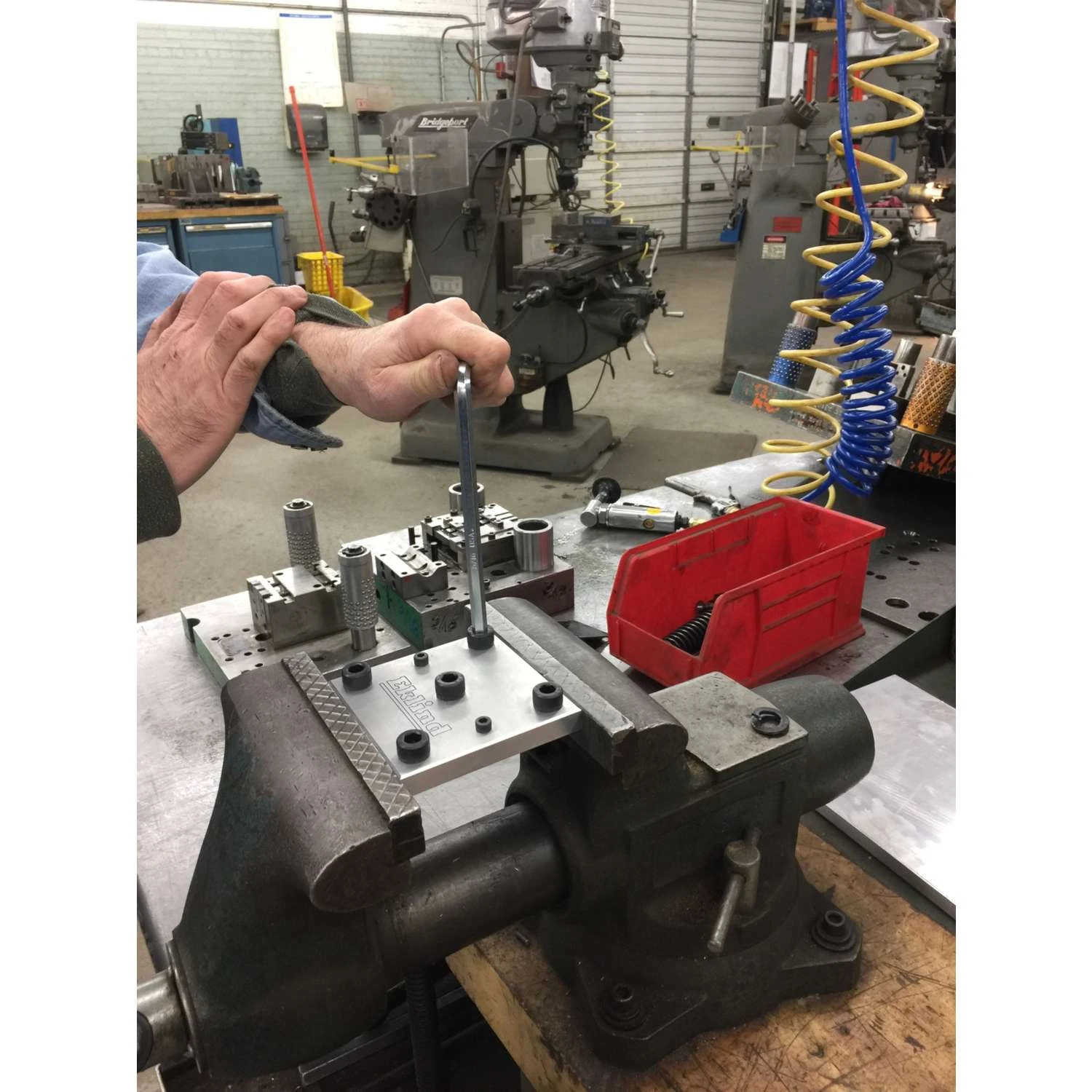 Eklind Hex-L Assorted Metric And SAE Long Arm Hex L-Key Set 22 Pc 7 Eklind Hex-L Assorted Metric And SAE Long Arm Hex L-Key Set 22 Pc - Image 5